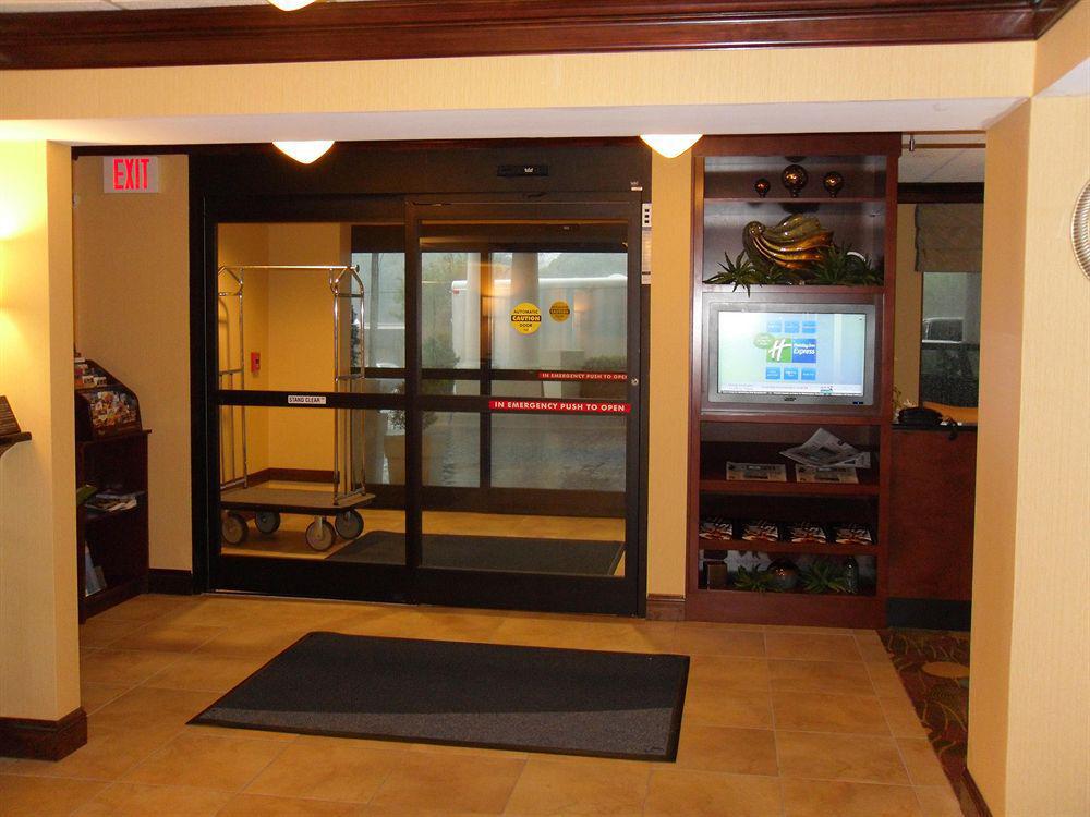 Holiday Inn Express Lynchburg, An Ihg Hotel Εσωτερικό φωτογραφία